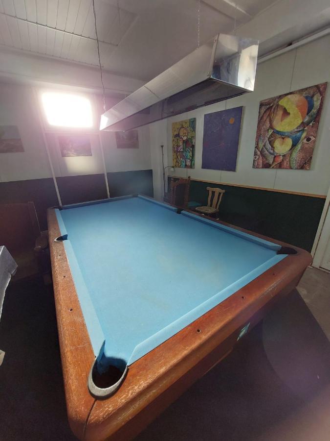 Hostel Suzzzy Novska Экстерьер фото