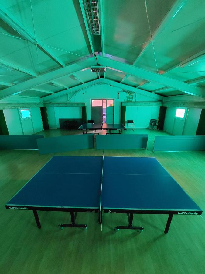 Hostel Suzzzy Novska Экстерьер фото