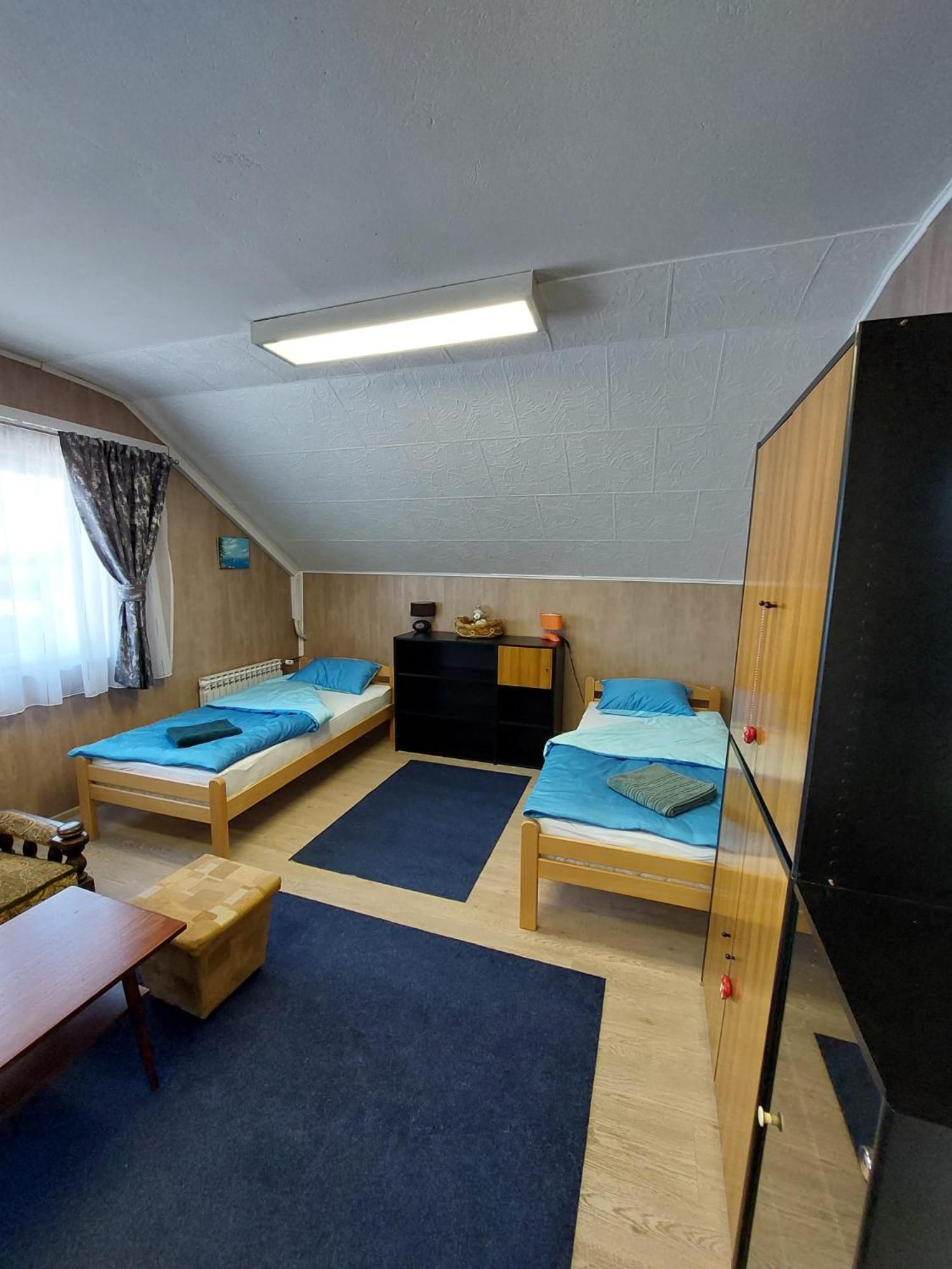 Hostel Suzzzy Novska Экстерьер фото
