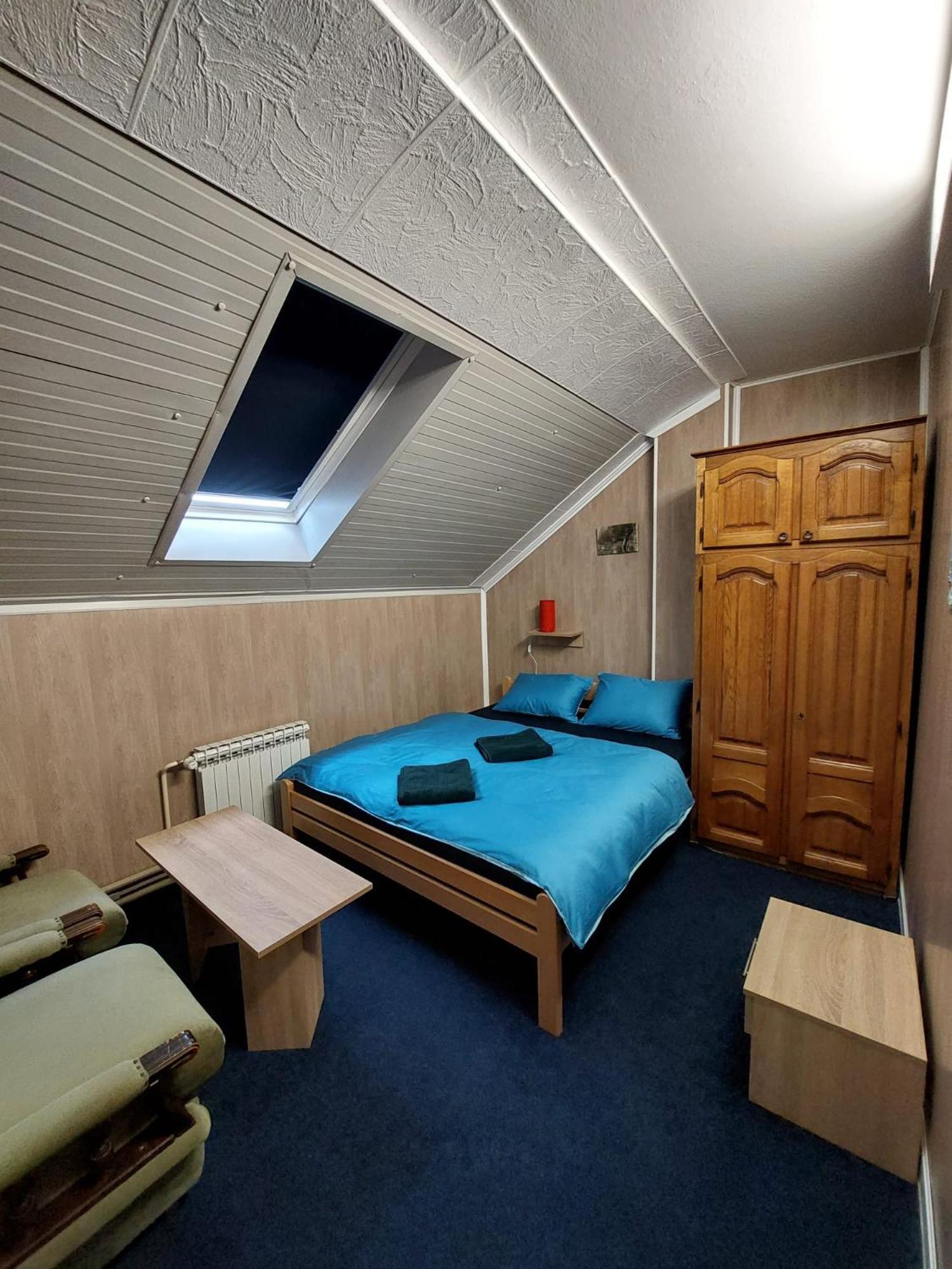 Hostel Suzzzy Novska Экстерьер фото